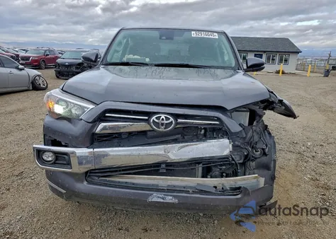 2022 Toyota 4Runner Limited z USA, uszkodzony, nr VIN JTEKU5JR3N5992275
